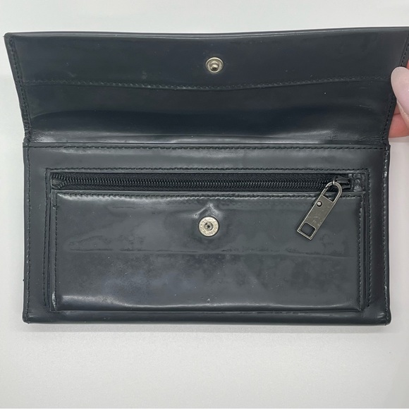 Authentic Gucci Vintage Black Leather Double Sided Wallet - Picture 3 of 9